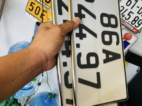 GÒ BIỂN SỐ XE MÁY Ô TÔ TẠI THUẬN AN - THỦ DẦU MỘT