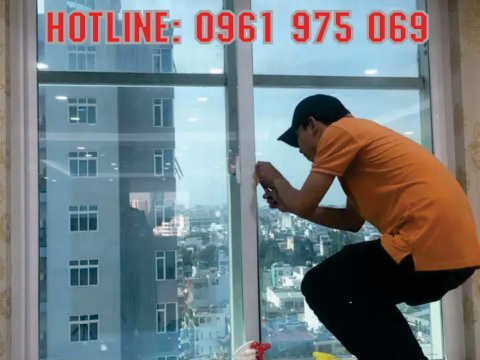 MẪU DÁN KÍNH NHÀ Ở THUẬN AN, THỦ DẦU MỘT BÌNH DƯƠNG