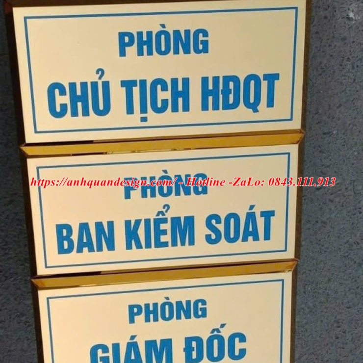 Bảng Chức Danh Để Bàn