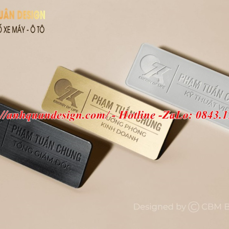 Bảng tên nhân viên công ty