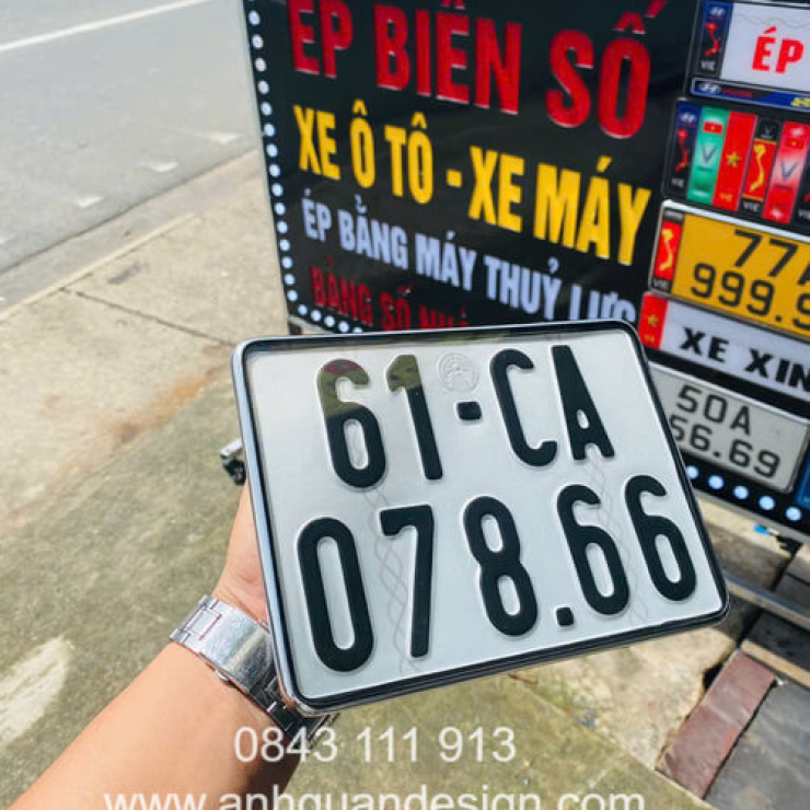 31+ Mẫu Ép Biển Số Xe Máy Winner Có Cờ, Logo Đẹp, Bền Bỉ