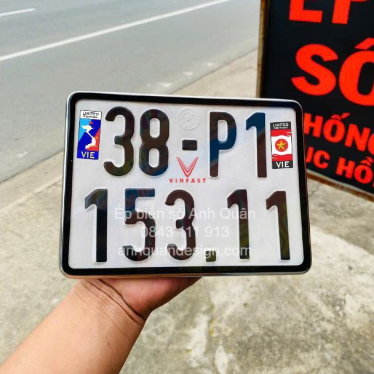 Ép Khung Biển Số Xe Máy Điện Vinfast Đẹp, Giá Tốt