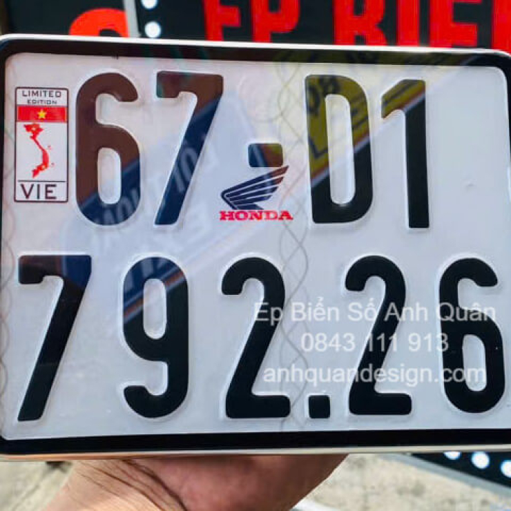 Ép Biển Xe Máy Tràn Viền Cao Cấp