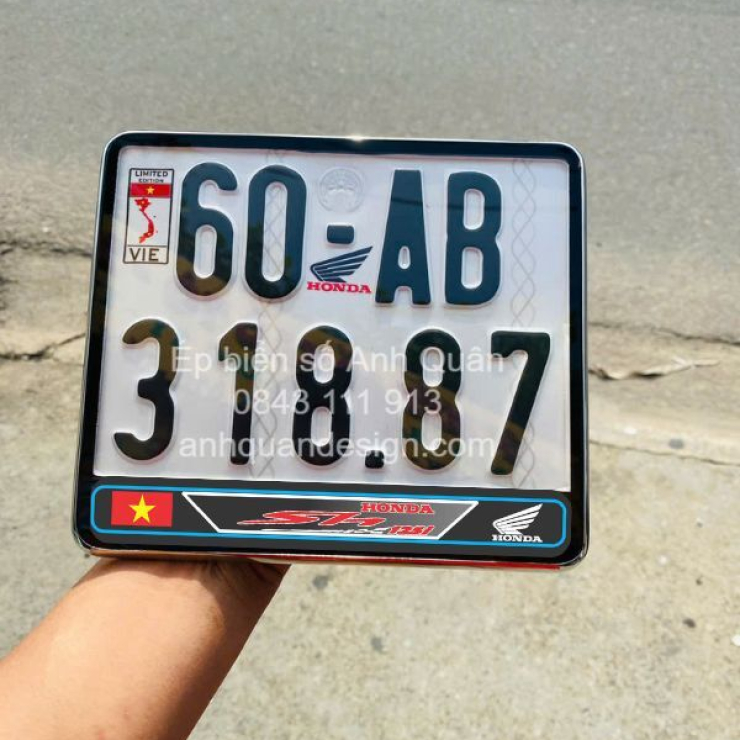 Top 31+ Mẫu Ép Biển Số Xe Máy SH Độc Đáo