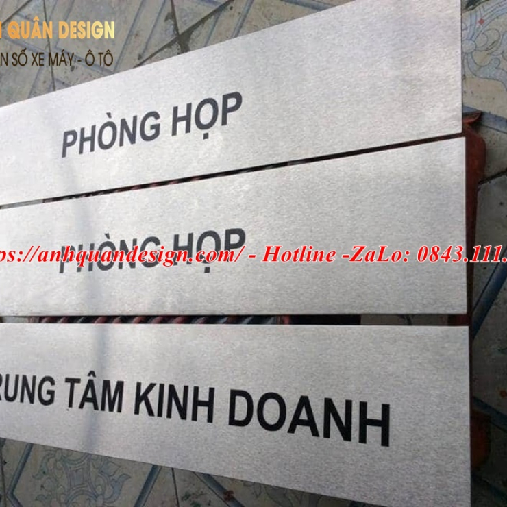 Mẫu biển tên phòng làm việc đẹp