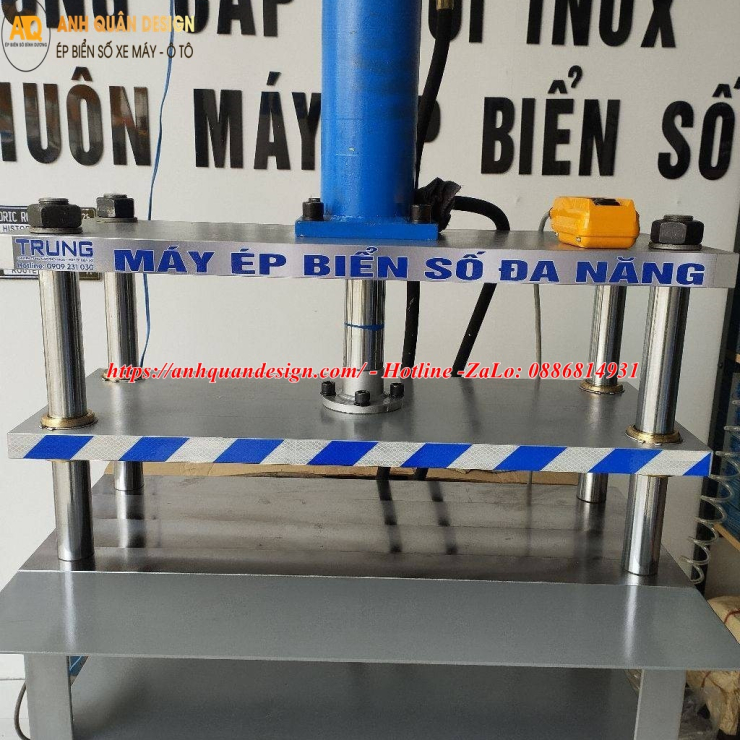 Máy ép biển số thủy lực cho ô tô, xe máy