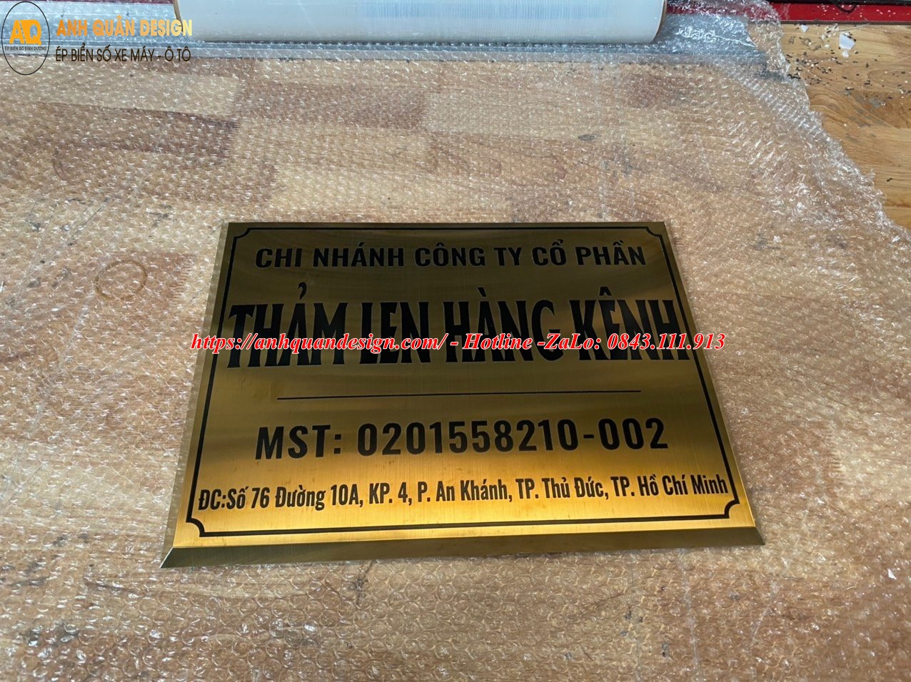 Các yếu tố ảnh hưởng đến việc lựa chọn kích thước biển hiệu công ty