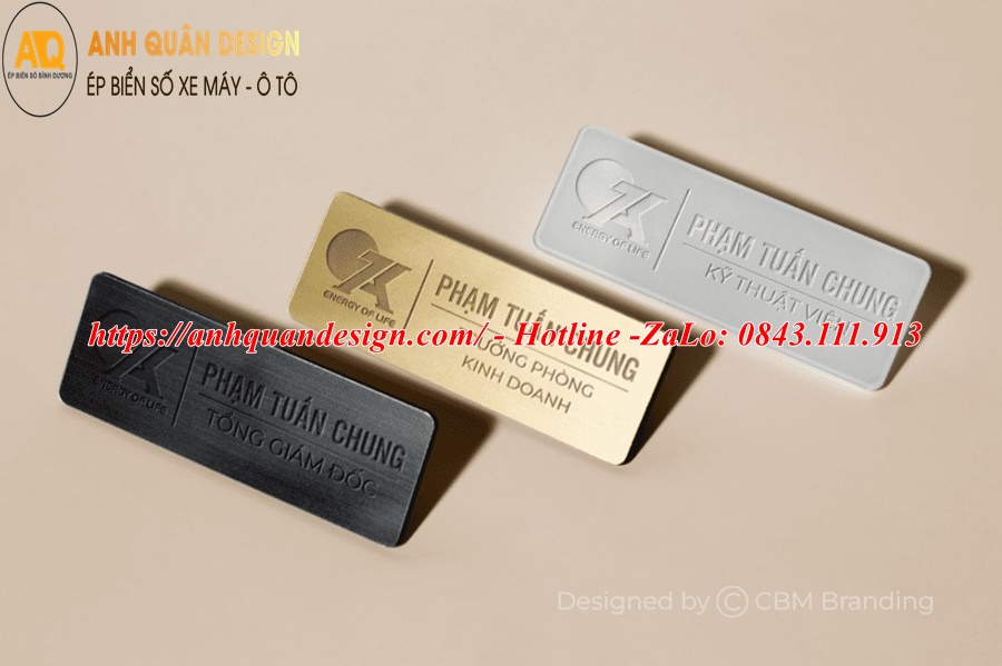 bảng tên nhân viên công ty