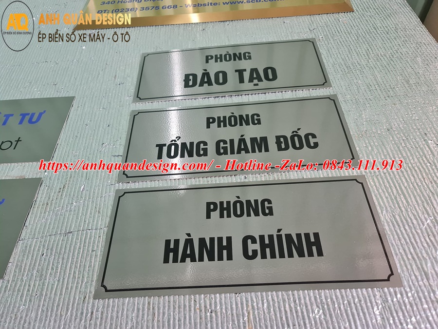Biển tên phòng inox