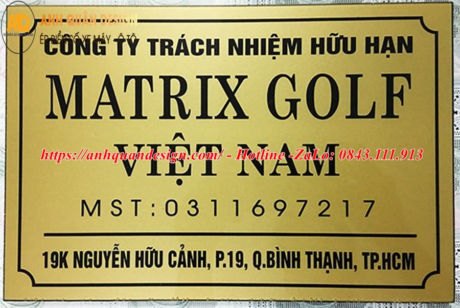 bảng tên công ty màu vàng
