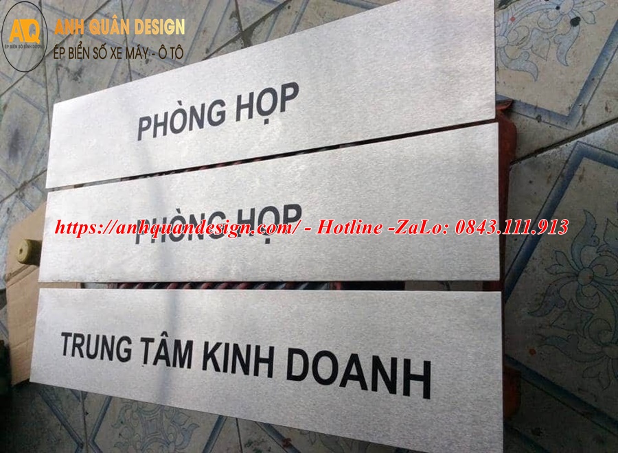 Mẫu biển tên phòng làm việc đẹp