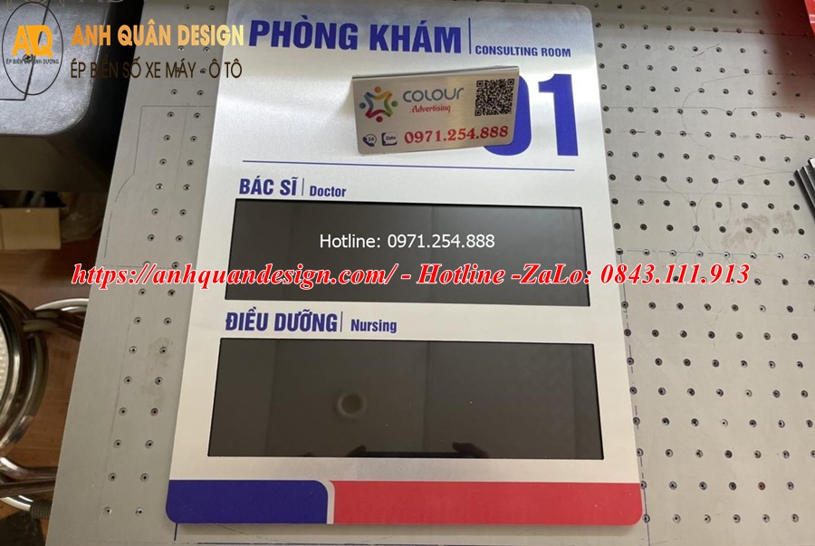 Biển chỉ dẫn trong bệnh viện