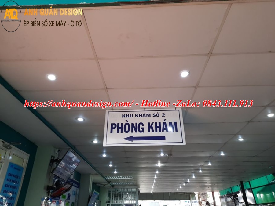 Biển chỉ dẫn trong bệnh viện