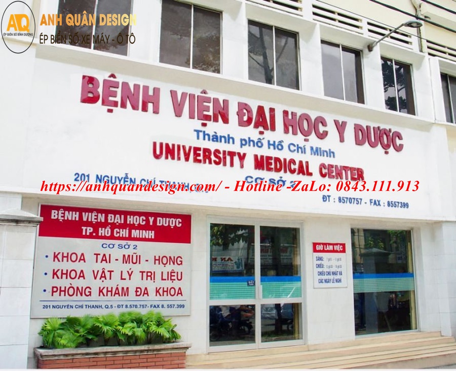 Biển chỉ dẫn trong bệnh viện