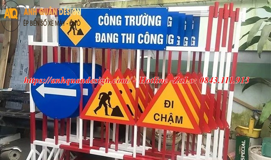 Bảng hướng dẫn lối đi