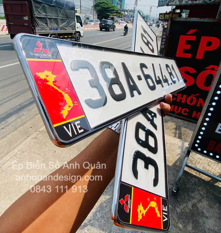 ep-bien-xe-mitsubishi